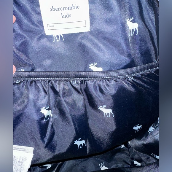 Abercrombie backpack for women. (Big) - Picture 5 of 7